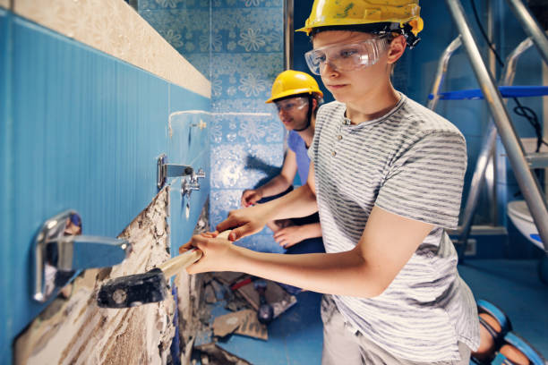 Best Biohazard Mold Removal  in East Rochester, NY